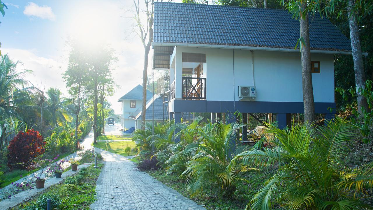 Woodrose Resort Калпетта Екстер'єр фото
